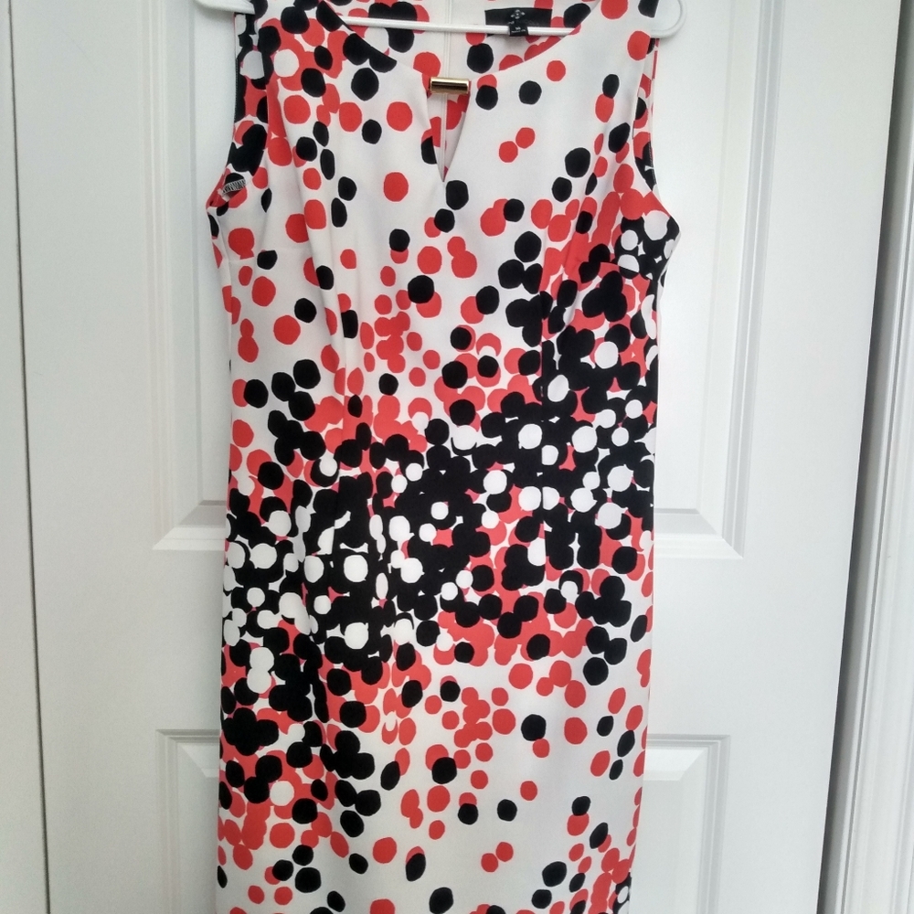 Dress - Picture 3 of 3